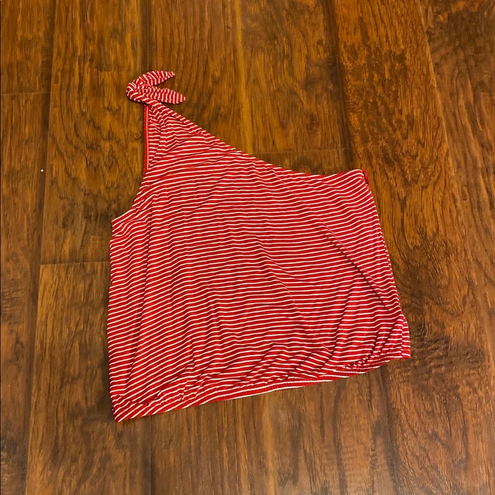 Crop top(one shouldered)